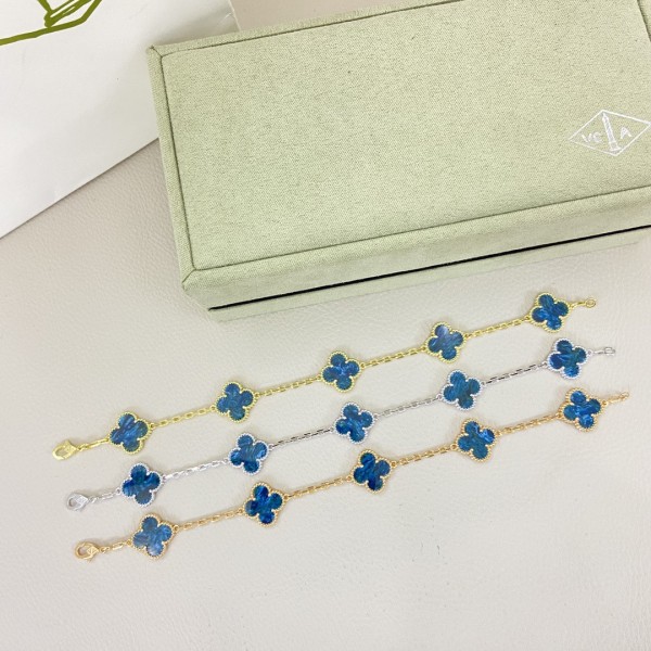 Van Cleef&Arpels Five Flower Bracelet Comes in New Colors 